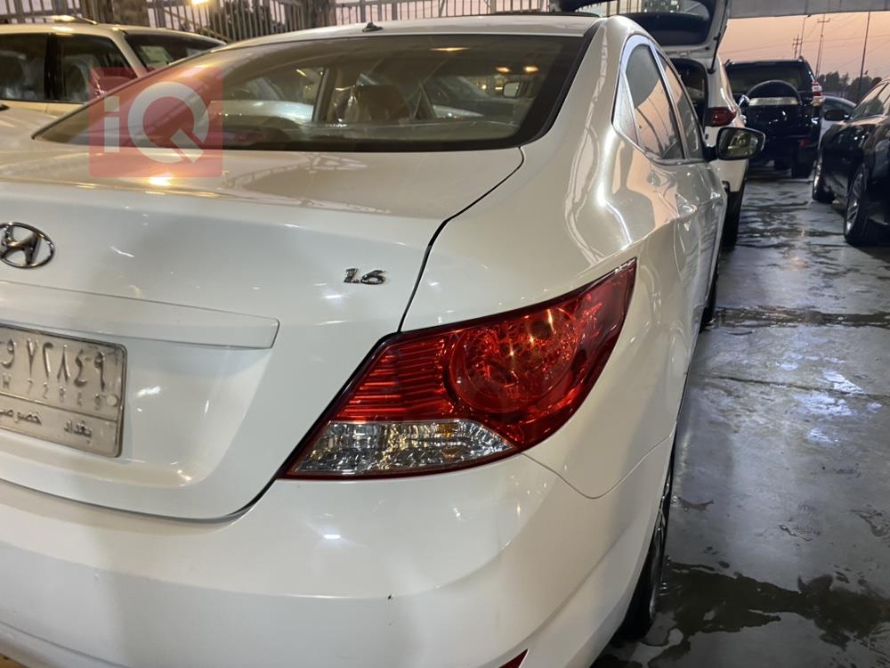 Hyundai Accent
